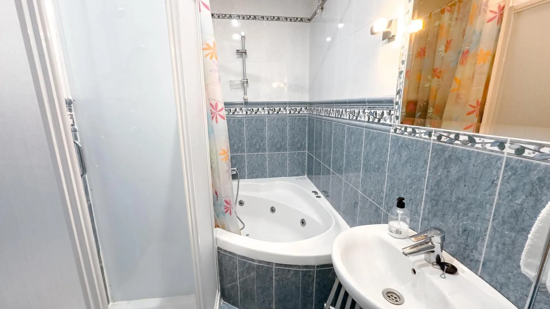 Rooms And Suites Don Pepin La Merced Малага Испания